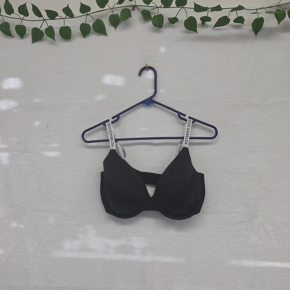Victorias Secret Black T-Shirt Bra Lightly Lined Full Coverage Logo Strap 34DDD